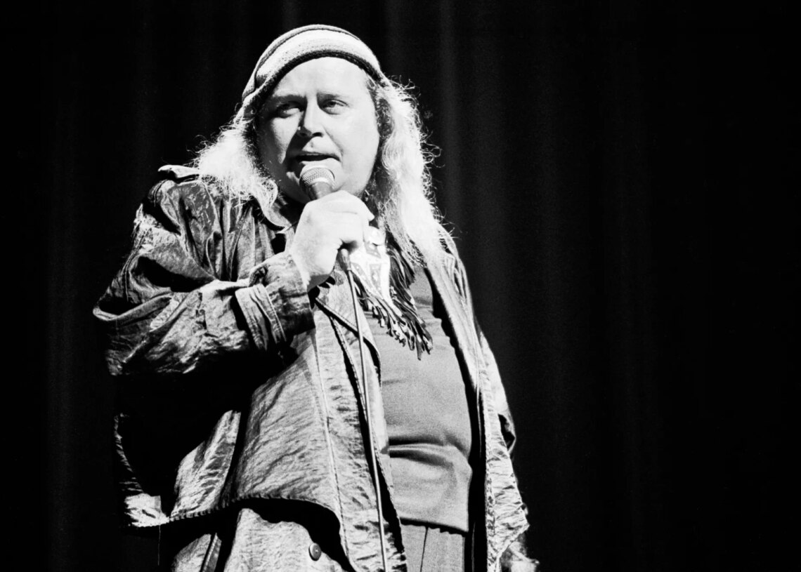 Sam Kinison Once Punched Billy Idol’s Guitarist (According to Idol)