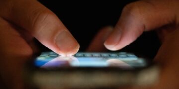 Give Your Phone a Huge (and Free) Upgrade by Switching to Another Keyboard