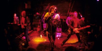 How This Counting Crows Hit Became a Directional Pivot From Mid-90s Tragedy (And the Lewd Studio Note That Gave the Song Its Feel)