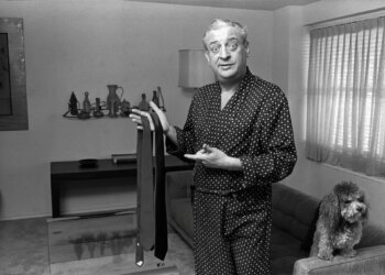 Rodney Dangerfield Once Wrote a Steamy Romance Novel (And Narrated It Himself)