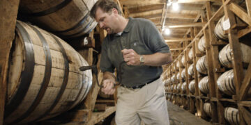 In defense of the secret ballot