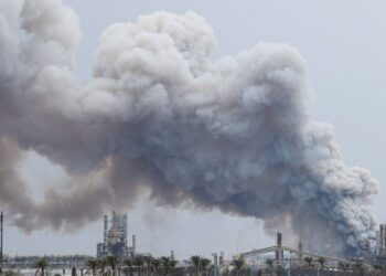 Iran rallies around new leader after 10 days of war as oil prices spike