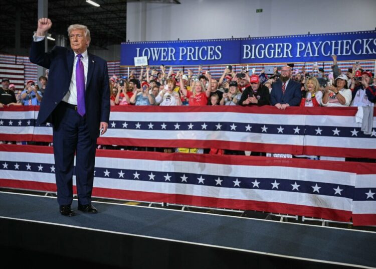 Trump touts economic agenda on tour as Iran war stirs prices, GOP dissent