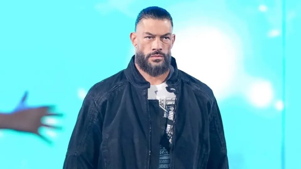 Roman Reigns Turns Heads on WWE Raw With Insanely Expensive Jacket