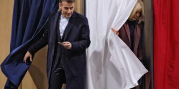 France flashes a warning for the U.S.