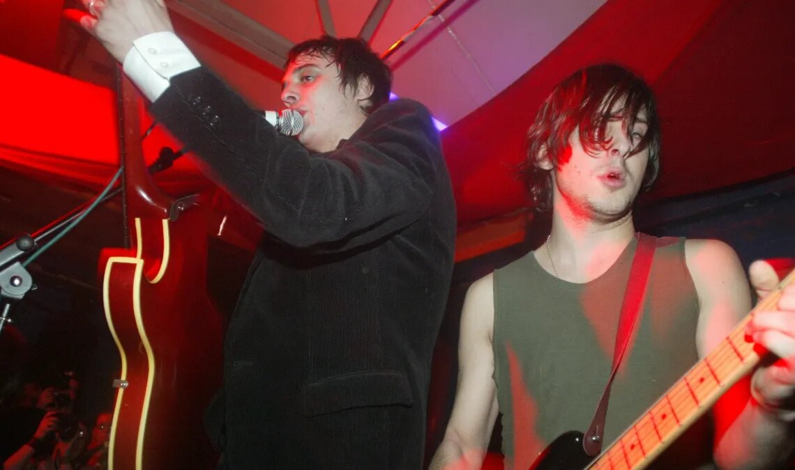 4 Indie Sleaze Songs That Defined the Late 2000s