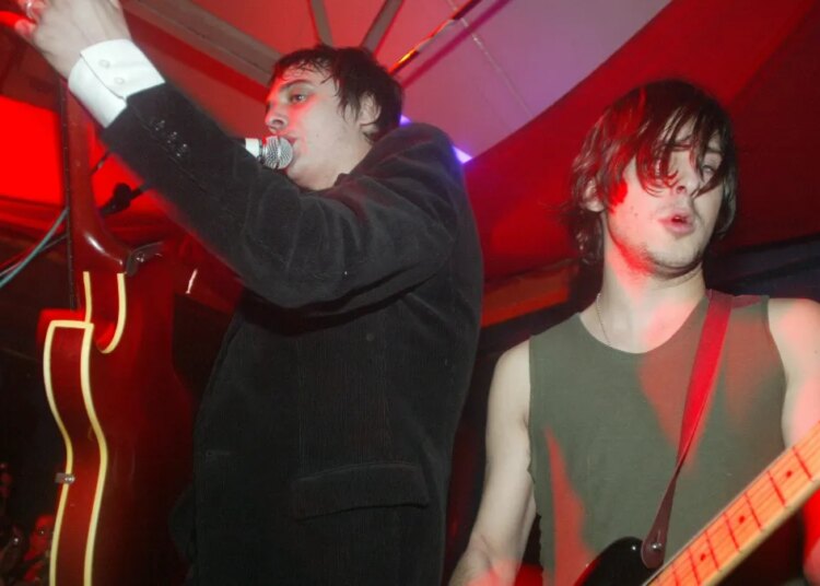 4 Indie Sleaze Songs That Defined the Late 2000s