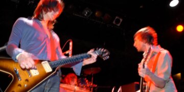 This 2003 Jet Hit Could’ve Had a Totally Different Meaning if This Original Lyric Made the Cut