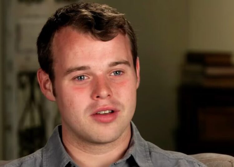 ’19 Kids and Counting’ Star Joseph Duggar Arrested, Accused of Molesting 9-Year-Old Girl