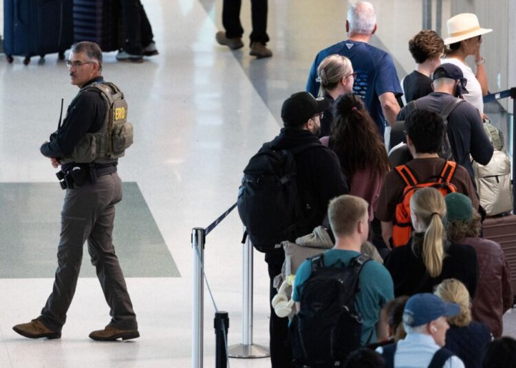 Trump’s move to send ICE to airports fails to break impasse or end long lines