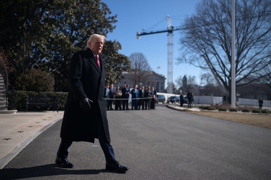 A wartime presidency defined by Trump’s unique political style