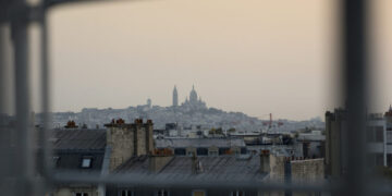 What does a $100 hotel room look like in Paris? You’d be surprised.