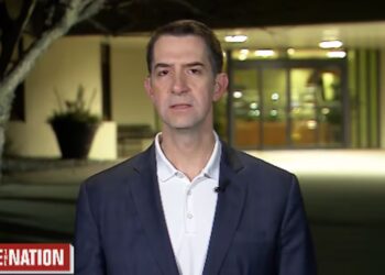 MAGA Senator Cornered on Trump’s Bizarre Wartime Truth Social Address