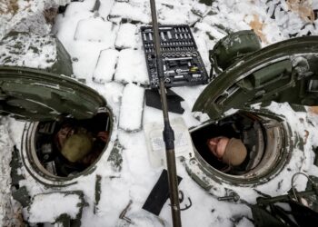 Putin is failing. These charts prove it.