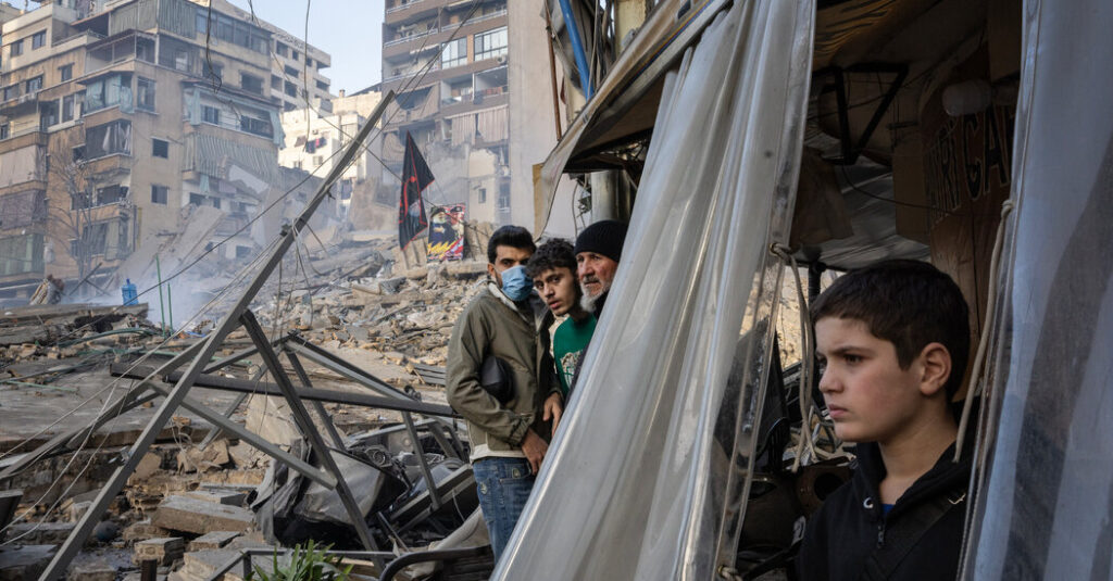 A Cafe on the Edge of Destruction