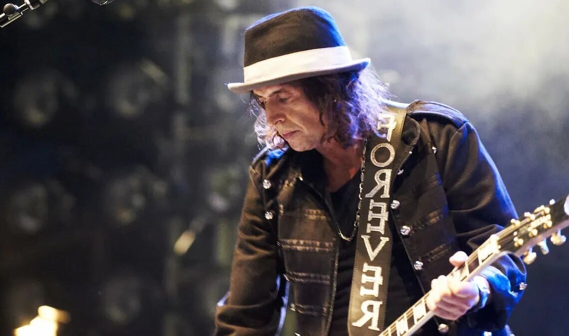 Legendary Motörhead Guitarist Phil Campbell Dead at 64