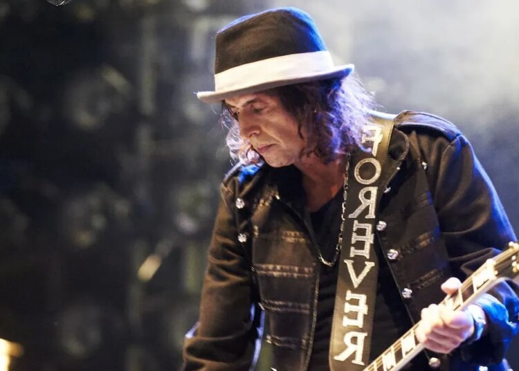 Legendary Motörhead Guitarist Phil Campbell Dead at 64