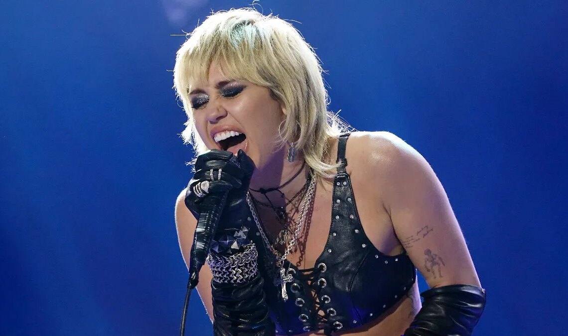 Listen: Mazzy Star’s ‘Fade Into You’ Reimagined As an Angry Breakup Song by Miley Cyrus