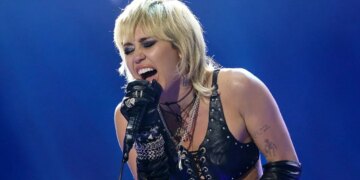 Listen: Mazzy Star’s ‘Fade Into You’ Reimagined As an Angry Breakup Song by Miley Cyrus