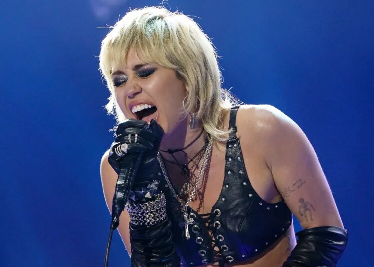 Listen: Mazzy Star’s ‘Fade Into You’ Reimagined As an Angry Breakup Song by Miley Cyrus