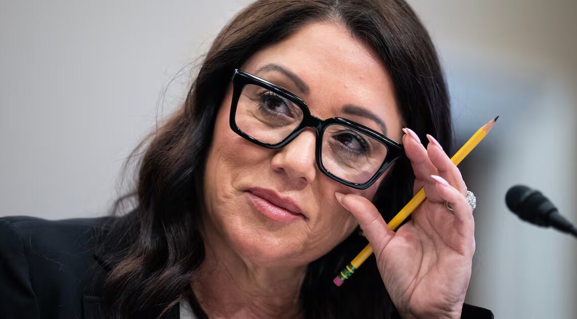 Flirty Trump Goon Schmoozes at White House Bash Amid Cheating Scandal