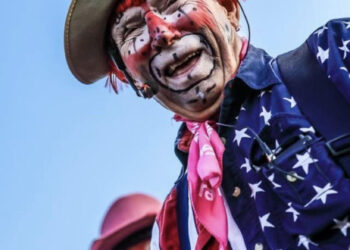 For late rodeo clown Rick Young, angry bulls were just part of the show