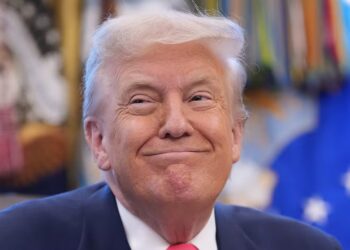 Trump Aides Too Afraid to Take Off the $145 Shoes He Keeps Buying Them