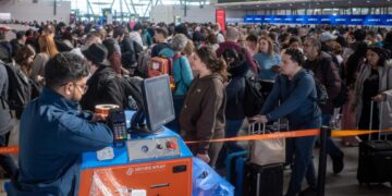 Airports are in chaos. ICE always helps with that.