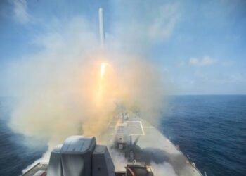 U.S. uses hundreds of Tomahawk missiles on Iran, alarming some at Pentagon