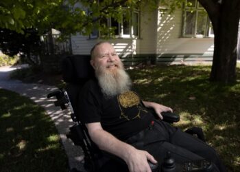 What It’s Like to Have a Brain Implant for 5 Years