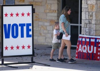 Texas primaries raise GOP alarm about Latino voters