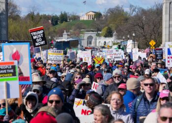 No Kings protests fill streets at over 3,300 rallies in all 50 states, a record number