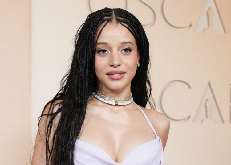 Absent From the Red Carpet? Dramatic Makeup.