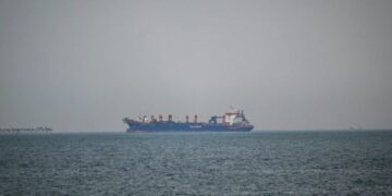 The Broken System That Keeps Shipping Crews Stranded in the Strait of Hormuz