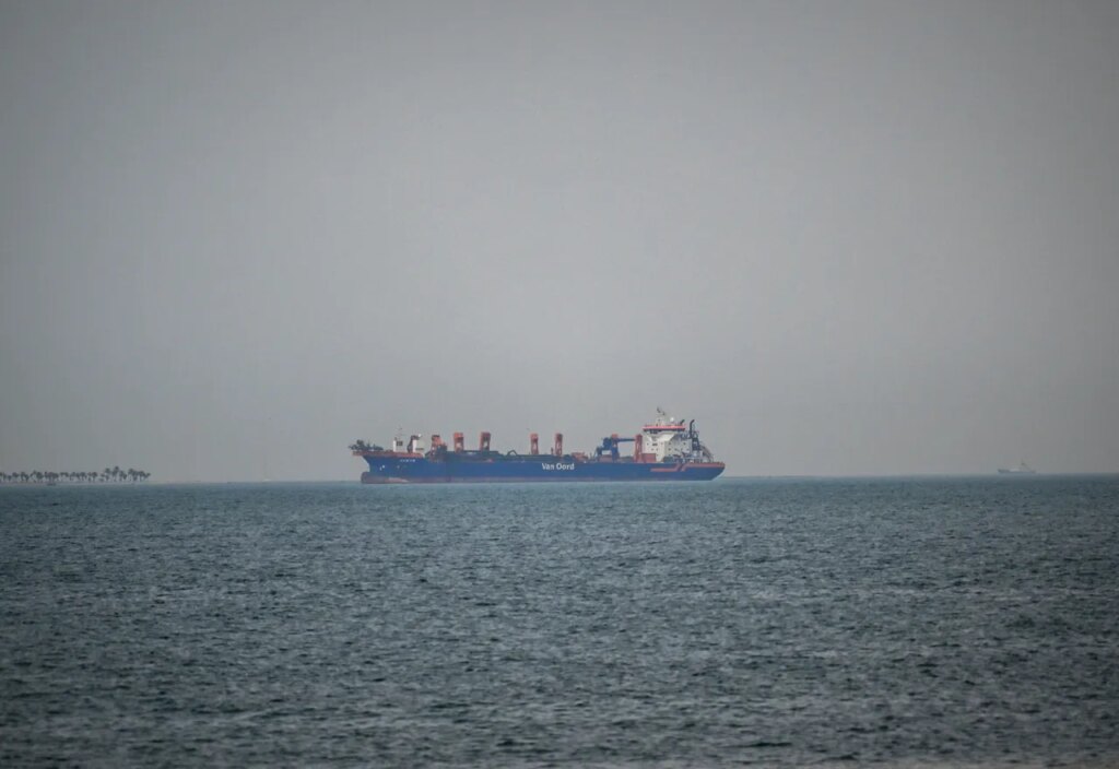 The Broken System That Keeps Shipping Crews Stranded in the Strait of Hormuz
