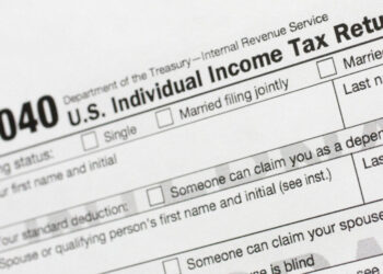 Trump is betting that bigger income tax refunds will boost the GOP