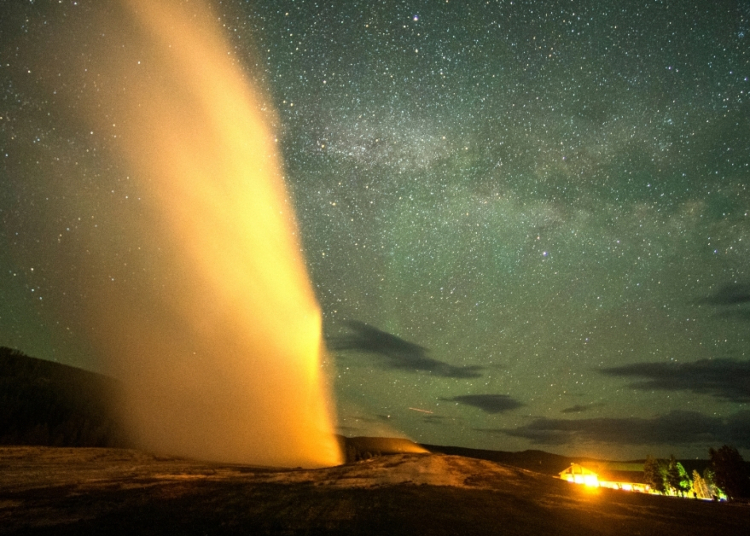 The World’s Largest Acidic Geyser Just Woke Up in Yellowstone National Park