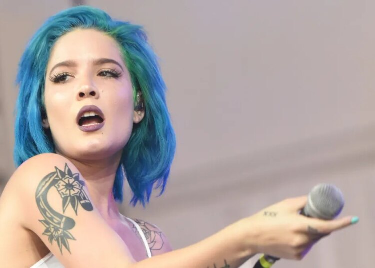 3 Albums That Defined Tumblr’s Music Era