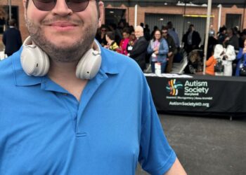 Before shooting of autistic man, officer yelled: ‘Please don’t make me do this’