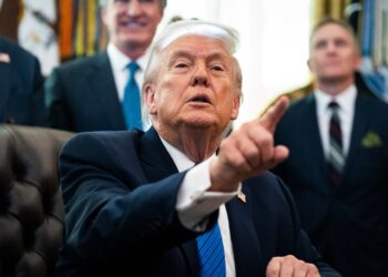 Justice Dept. reverses course and seeks to defend orders targeting law firms