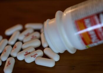 How pregnant women’s Tylenol use changed after Trump linked it to autism