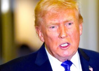 Rattled Trump Amps Up MAGA Civil War With Late-Night Threat