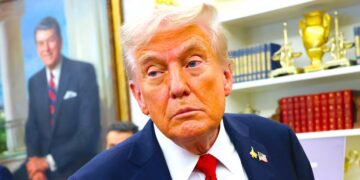 Anti-War MAGA Unites to Turn on Trump Together