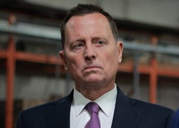 Trump Kennedy Center Goon Loses It at Insufficiently MAGA CBS Show