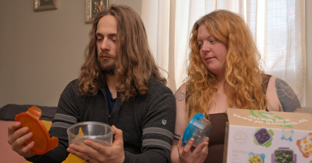 Can You Really ‘Detox’ From Plastic?