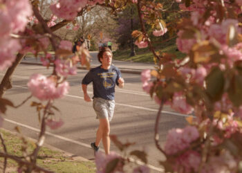 Did Winter Wreck Your Running Habit? Here’s How to Ease Back In.