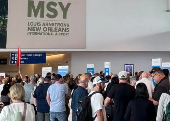 MAGA Melts Down Over Hours-Long Weekend Airport Queues