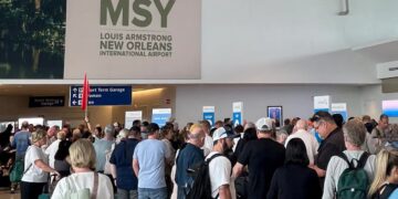 MAGA Melts Down Over Hours-Long Weekend Airport Queues