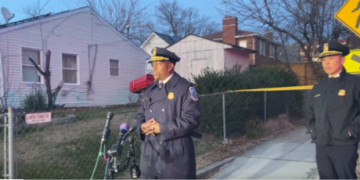 D.C. assistant police chief placed on leave after improper text messages found