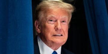 Trump Sends Fawning Birthday Wishes to Billionaire He’s Suing for $10B